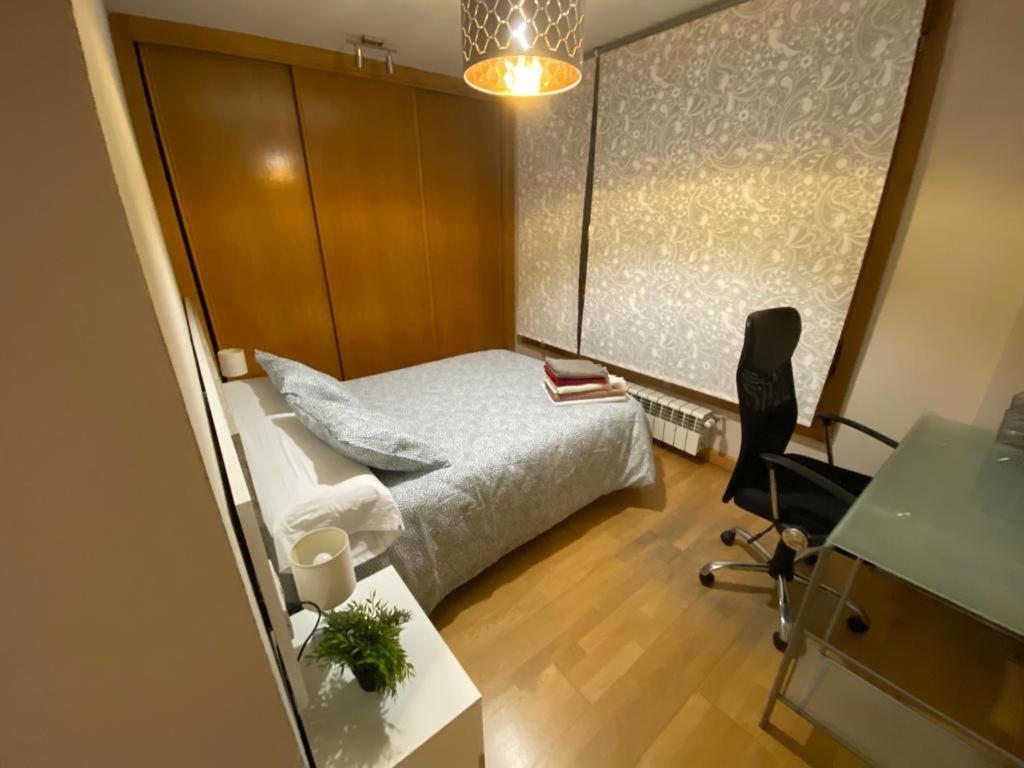 Calidad En Zona Tranquila Apartment